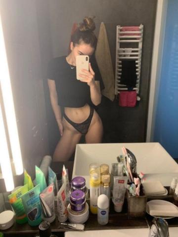 Николь Латная